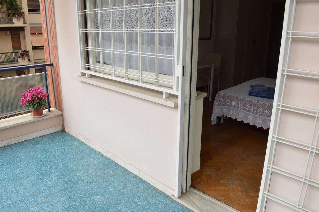 Bed and Breakfast Adan Vatican Rom Exterior foto